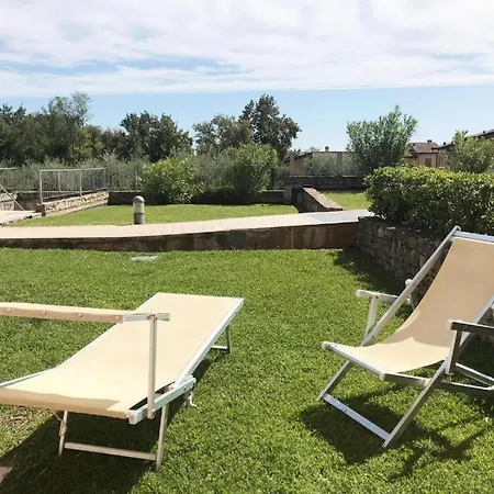 The Of Color - With Pool بيت للعطل مانربا ديل جاردا